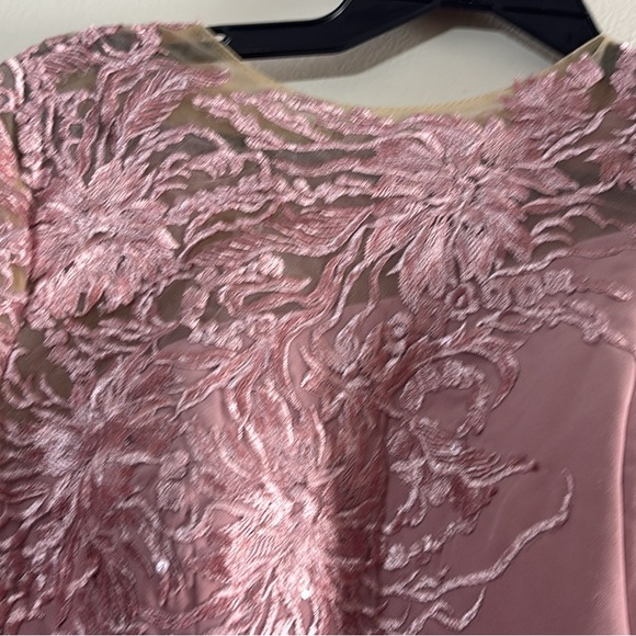 Mauve One-Shoulder Embroidered Evening Dress - Picture 5 of 12